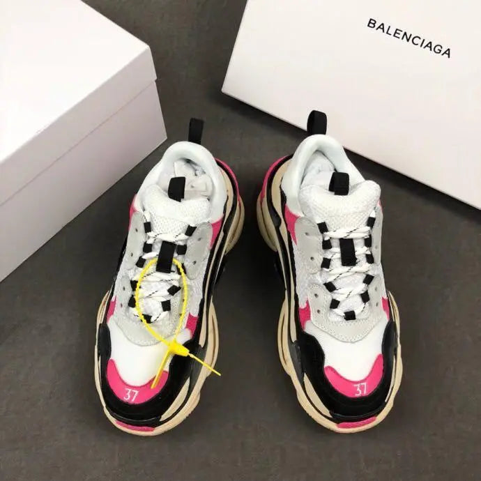 BALENCIAGA - TRIPLE S - https://treadfitpro.com/